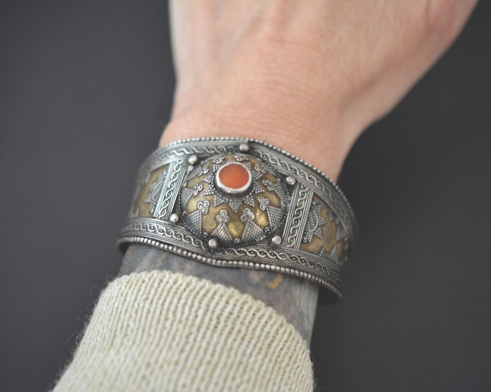 Bracciali & Braccialetti: Schönes Silber Ethno Armband mit Karneol – Usato da Villigen venduto da chriwo 2