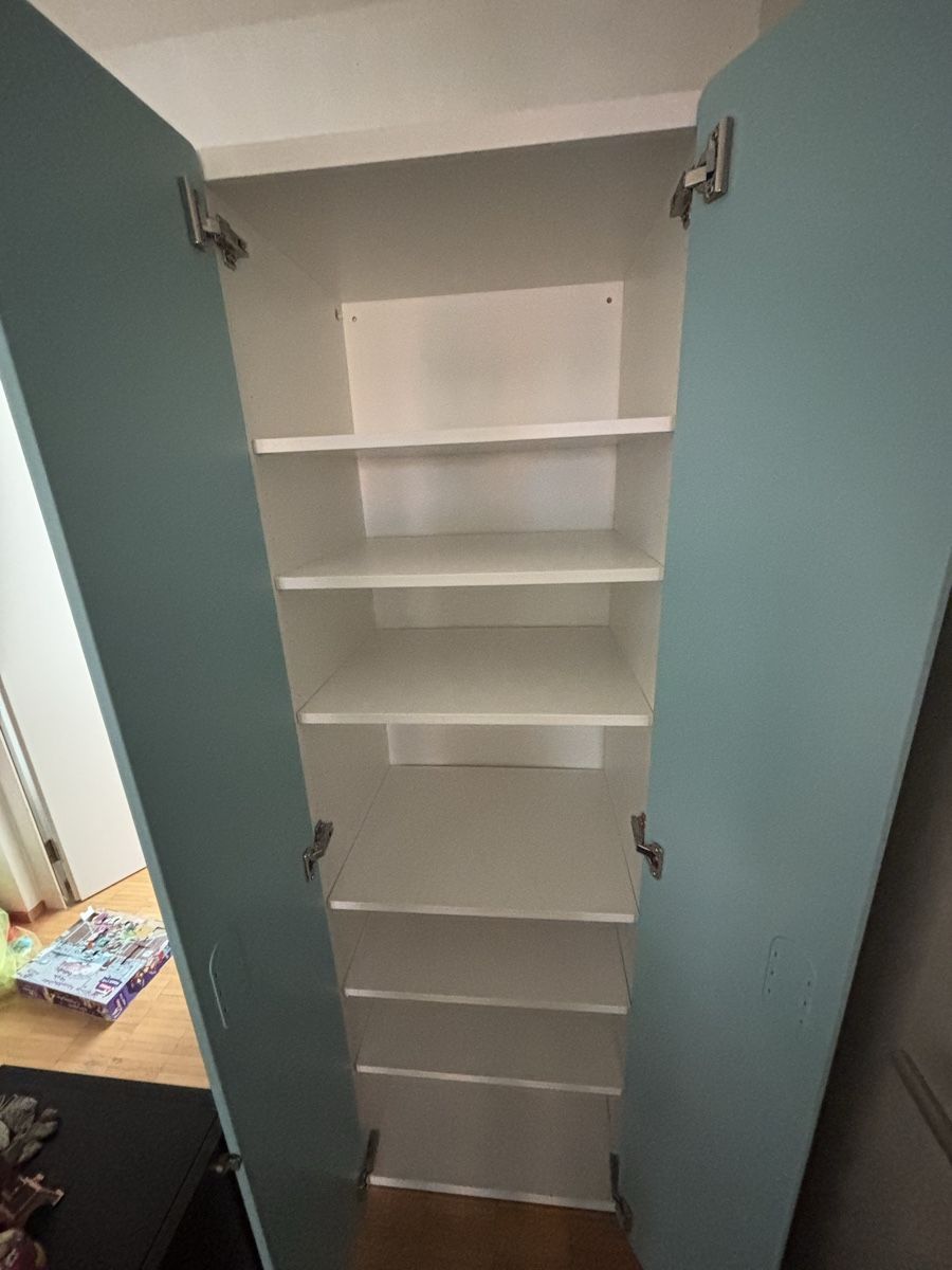 Ikea Armadi: IKEA-Schrank mit Gebrauchsspuren – Usato da Zürich venduto da Chevrolet_55 1