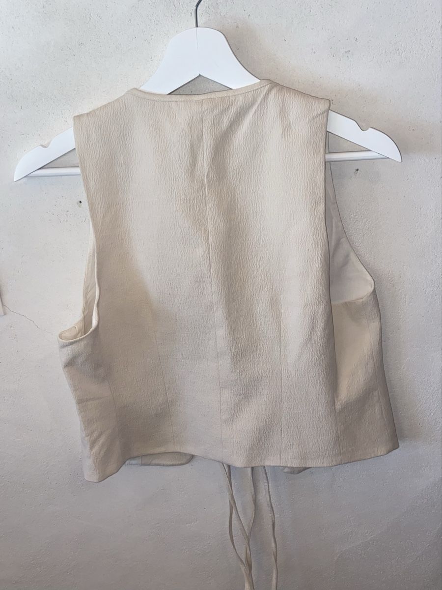 Zara Top: Gilet Zara beige taille S neuf – Nuovo e nell'imballaggio originale da Romainmôtier venduto da jea_n99k 1