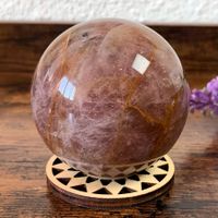 ✲ Lila Rosenquarz Kugel ✲ 266g / Ø 57mm Sphere mit Sockel
