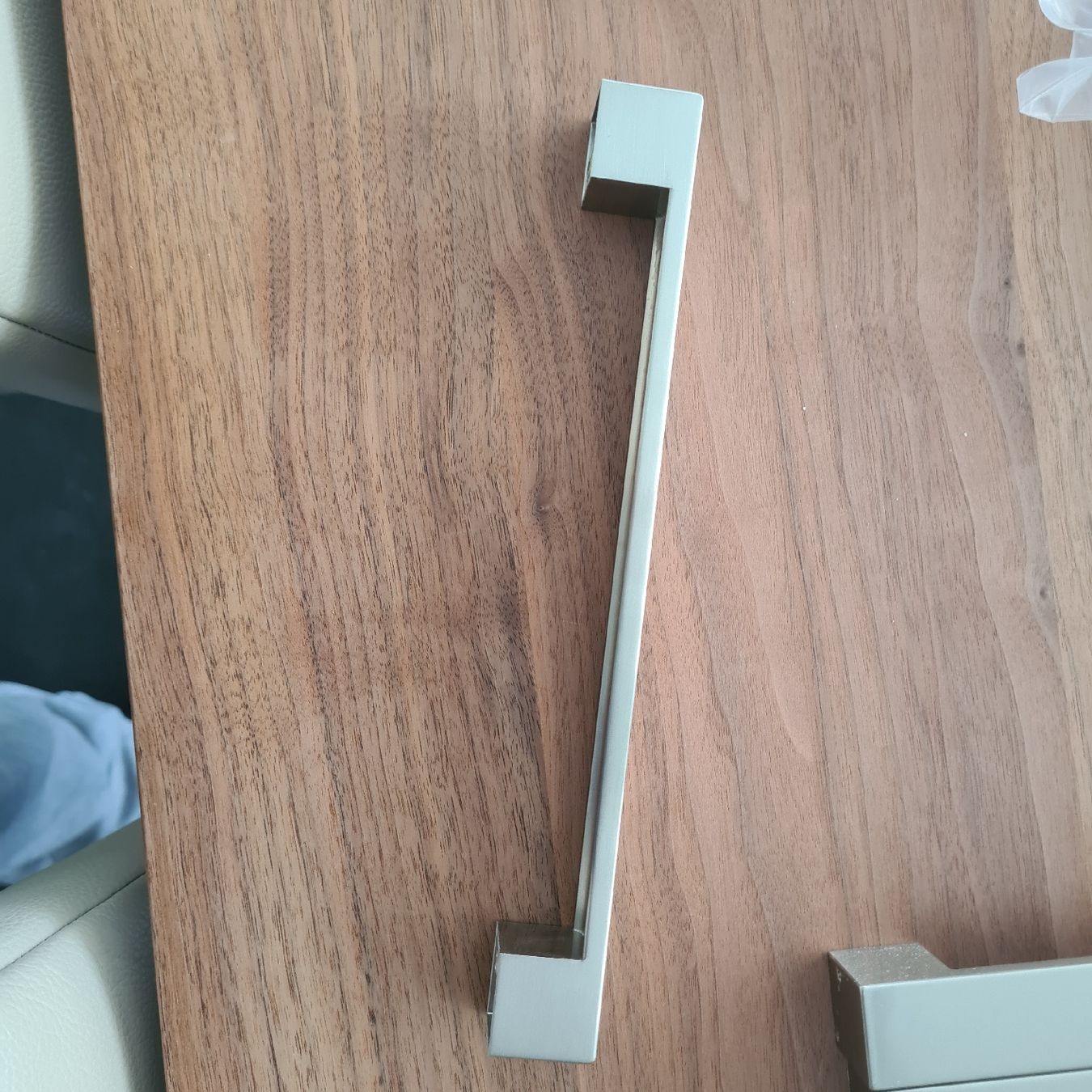 Cucine complete: 26x Moderne Küchengriffe – Usato da Lenzburg venduto da Rama010