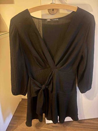 Zara Kleid schwarz mit Bindegürtel neuwertiger Zustand