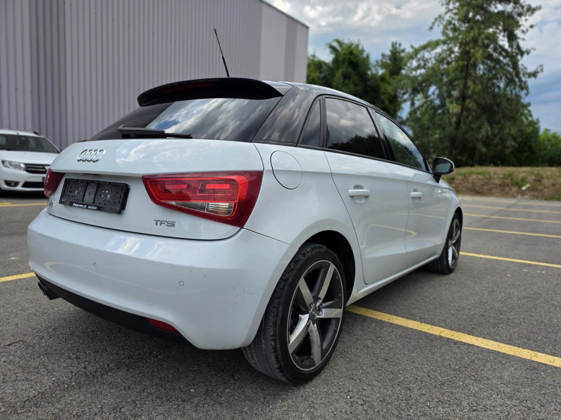 Audi Automobili: Audi A1 1.4 TFSI CoD Automatique – Usato da Crissier venduto da vim_r8qn 1