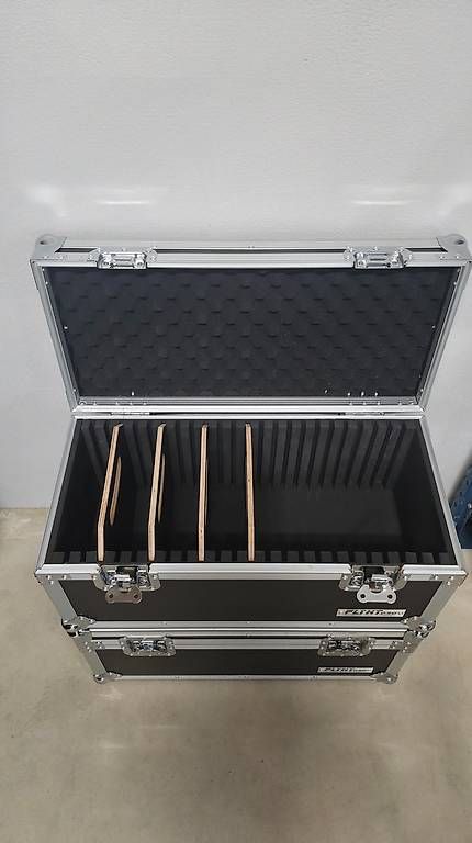 Reisekoffer: 2x Flyht Pro Case Flat Par S – Gebraucht aus Krauchthal von Sigla 1