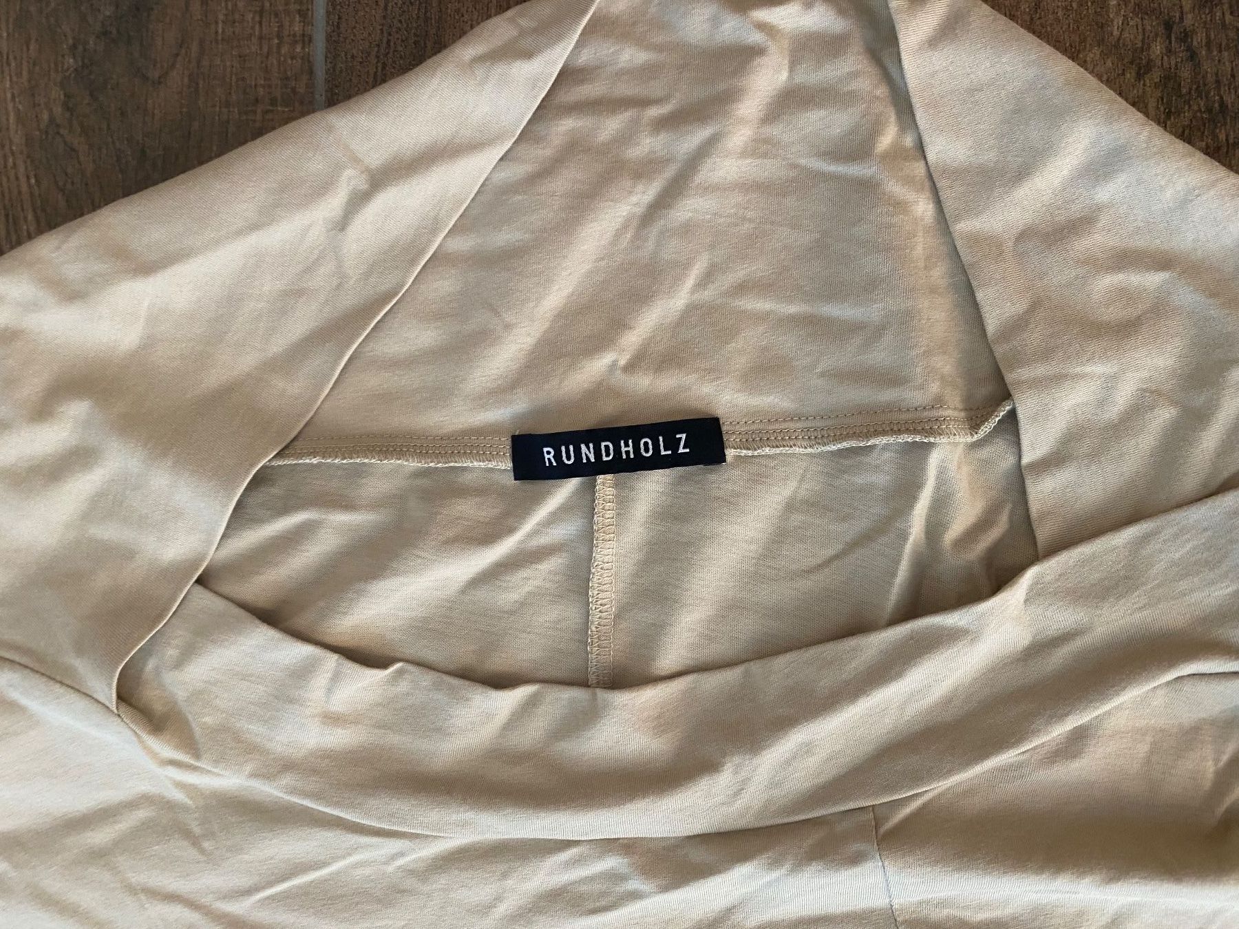 Rundholz Robes: Rundholz Kleid hellbeige weitfallend Gr. L oversized – Neuf (Voir description) à Arlesheim par san_w9vr 2