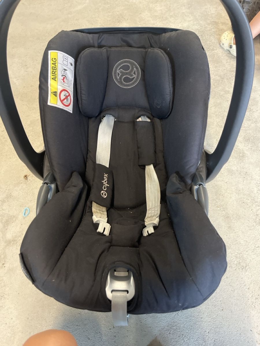Cybex Sièges auto: Cybez Cloud Z-isize Sitz mit Base – D'occasion à Watt par Stephsch3 1