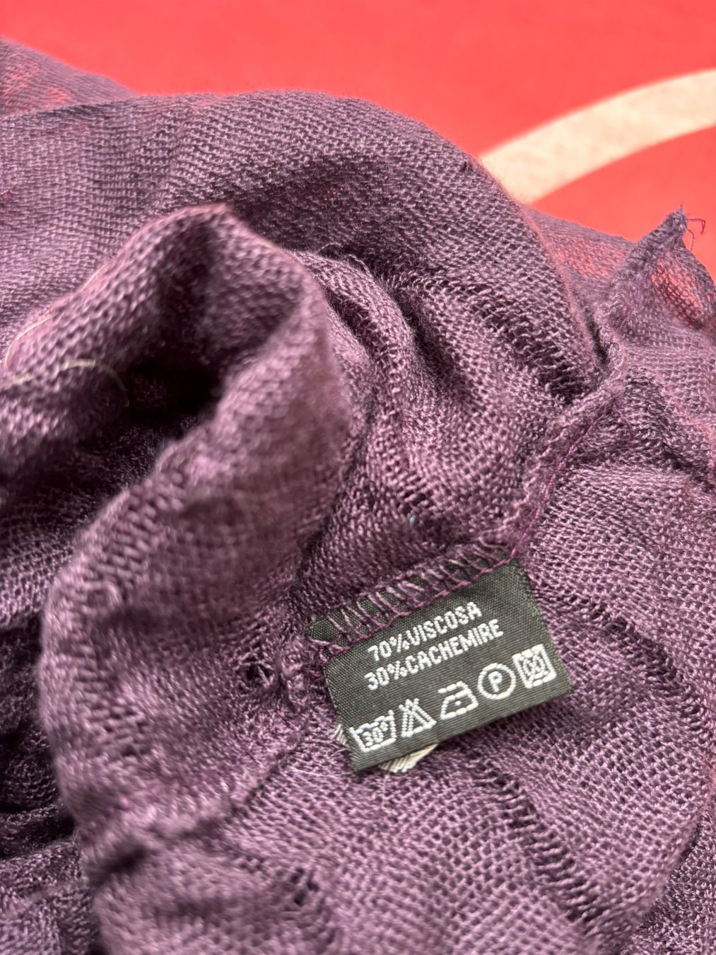 Foulard & Sciarpe: Rundschal violett Viscose/Kaschmir – Usato da Balsthal venduto da Uroby 3