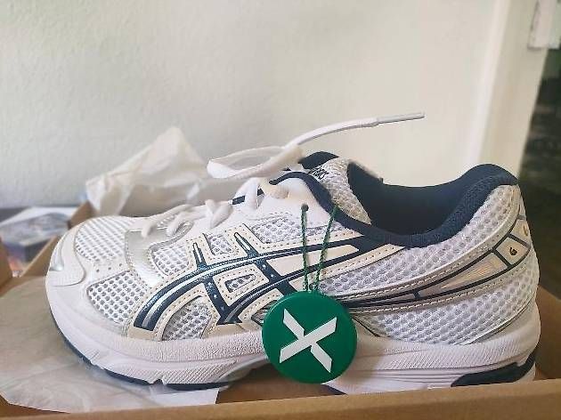 Herrenschuhe: Baskets Asics, neuves, pointure 38 – Neu und originalverpackt aus Montpreveyres von Maleagant