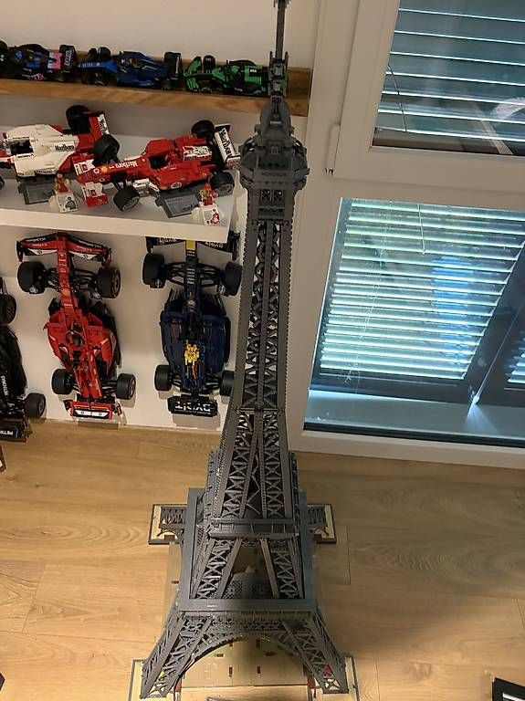 Lego Jeux de construction: Tour Eiffel – D'occasion à Vulliens par mat_gd76 1