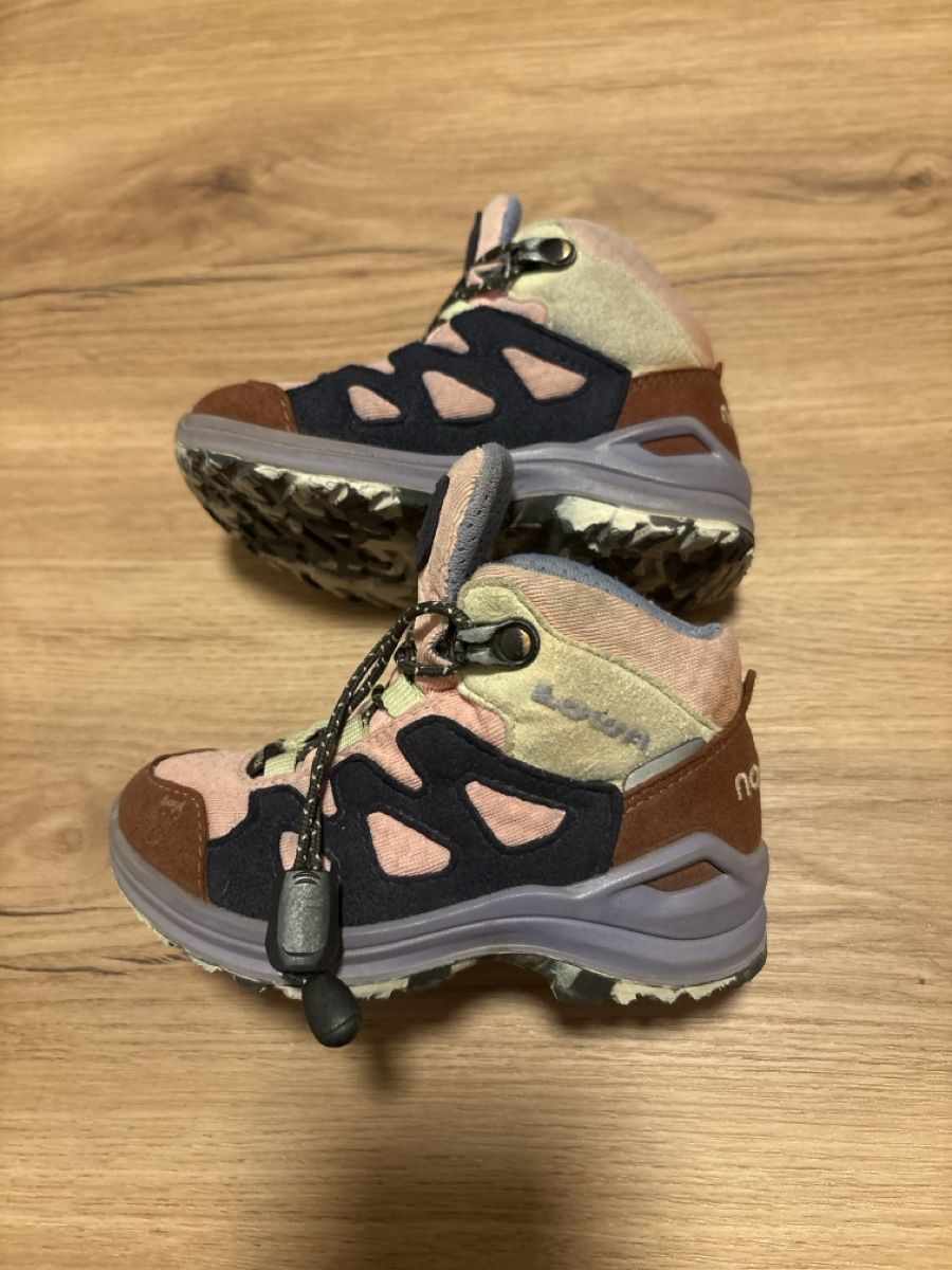 Lowa Scarpe per ragazzi: Namuk Lowa Wanderschuhe, Grösse 23 – Usato da Menzingen venduto da alexandra-j 4