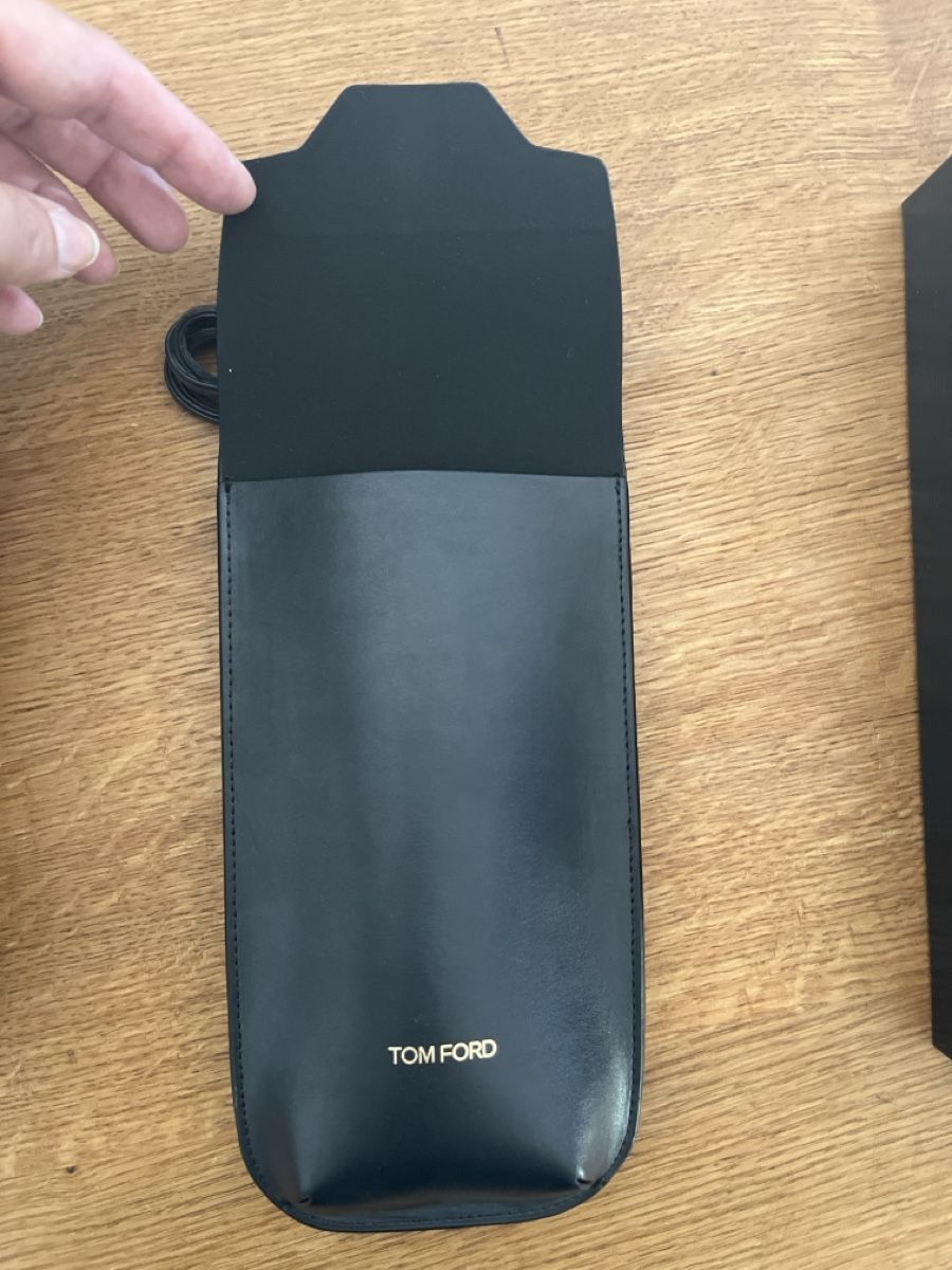 Altro in  Abbigliamento & Accessori: Tom Ford Tasche schwarz neu in Box – Nuovo (secondo la descrizione) da magden venduto da maikik 3
