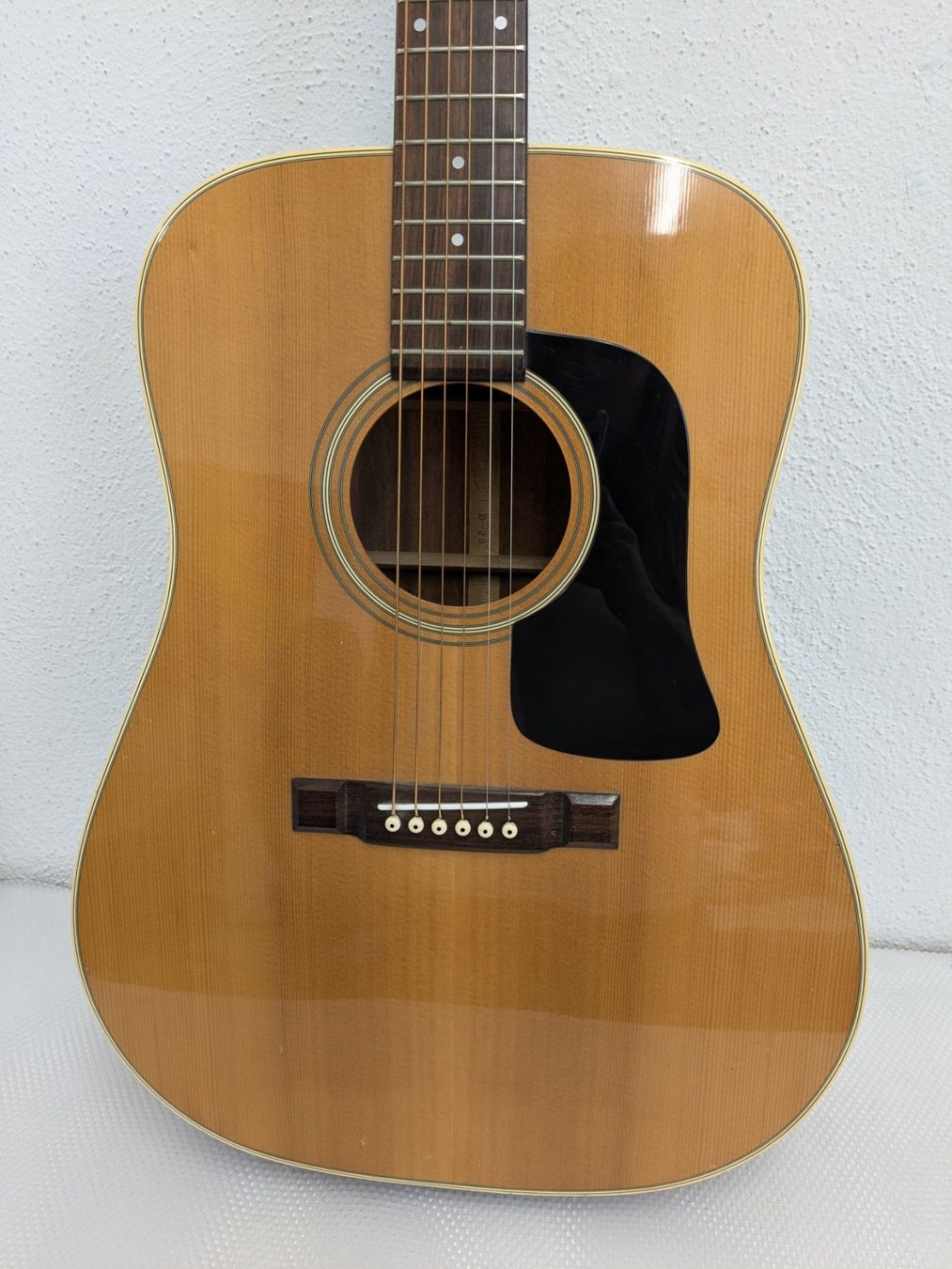 Washburn Musikinstrumente: Washburn D-20 Akustikgitarre Vintage – Gebraucht aus Weinfelden von blaukreuz_brocki_TG 6