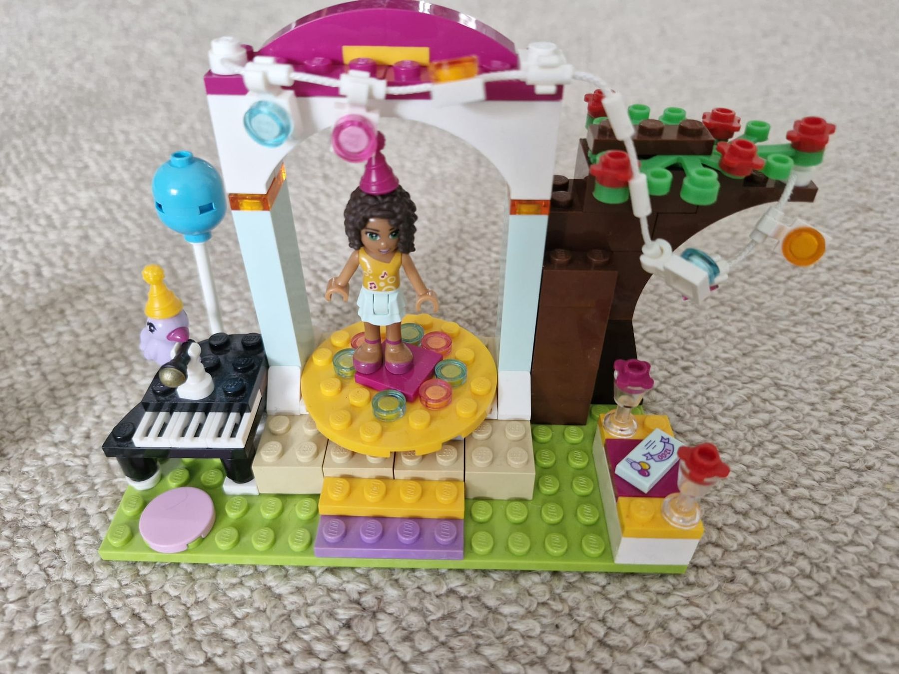 Lego Giocattoli: Geburtstagsparty von Lego freinds – Usato da Lyss venduto da Schrotthandel 3