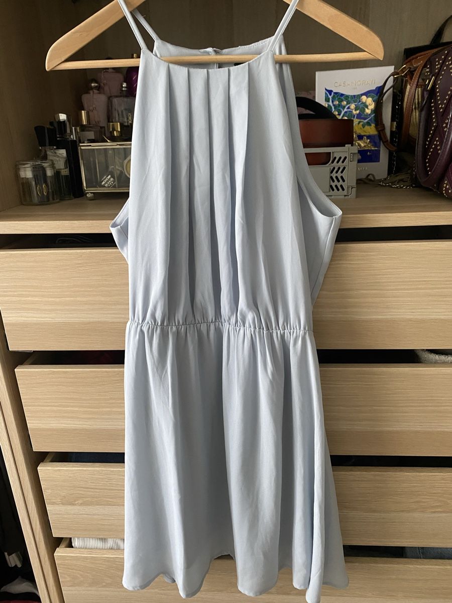 Vestiti: Light blue flowy short summer dress – Usato da Zürich venduto da Lovelyperfumes