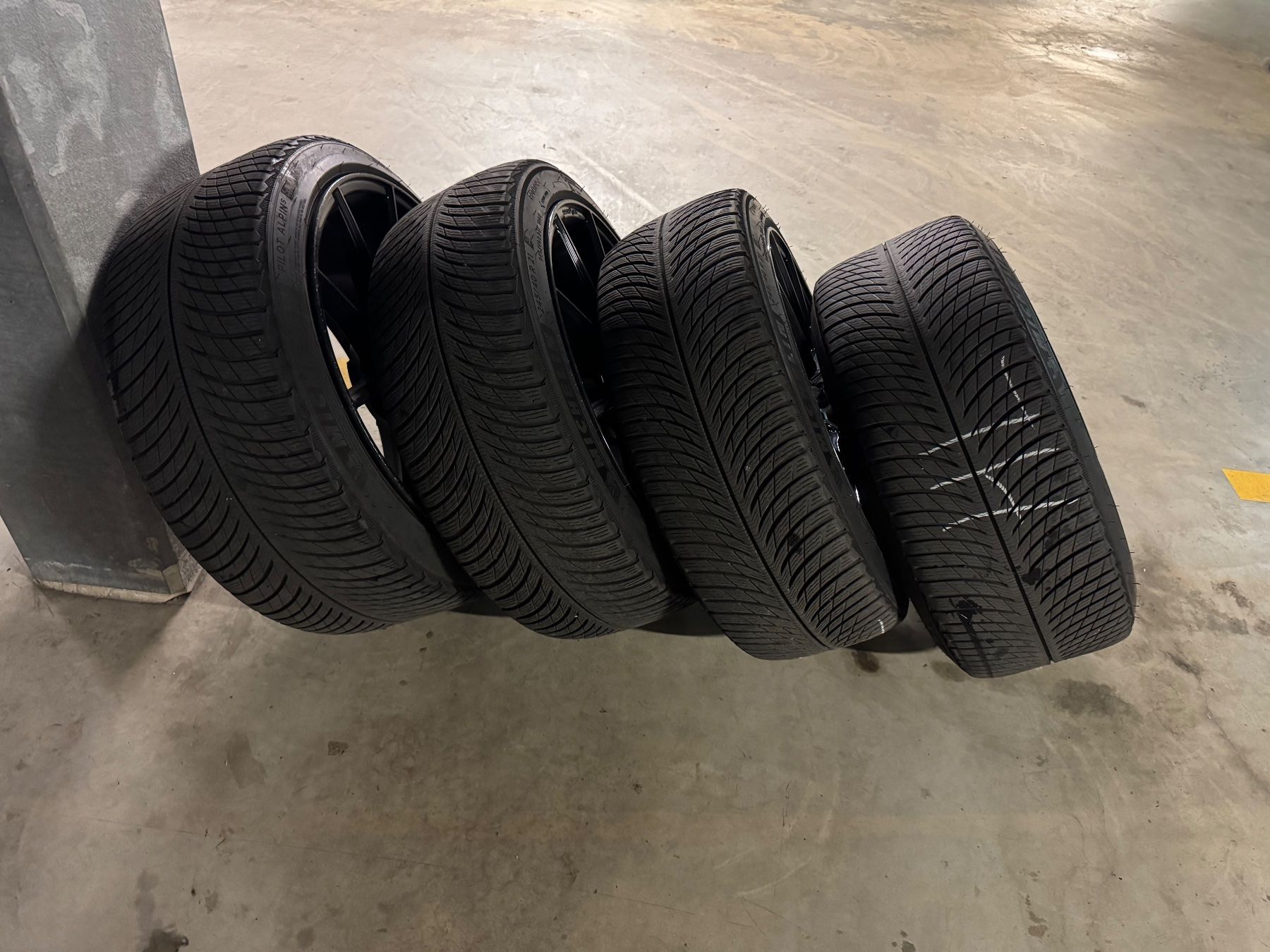 Cerchioni: Winterkompletträder Concaver CVR4 21" Mit Michelin Pilot – Usato da Belp venduto da pab_l6w5 1