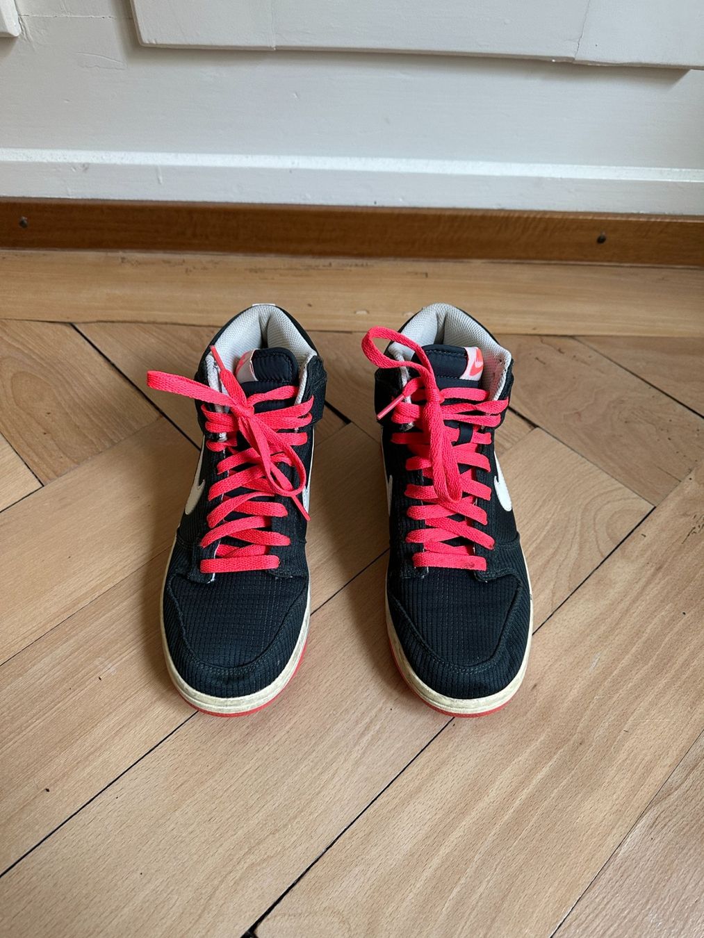 Nike Scarpe da donna: NIKE - Sneaker dunkelblau-pink 39 – Usato da Zürich venduto da Diazaio 1