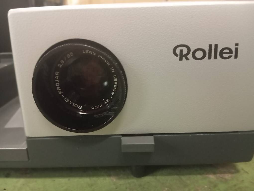 Rollei Vidéoprojecteurs: Rollei Diaprojektor – D'occasion à Basel par Petergunn 2
