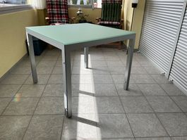Tisch Metall mit Glasplatte 90x90x73cm