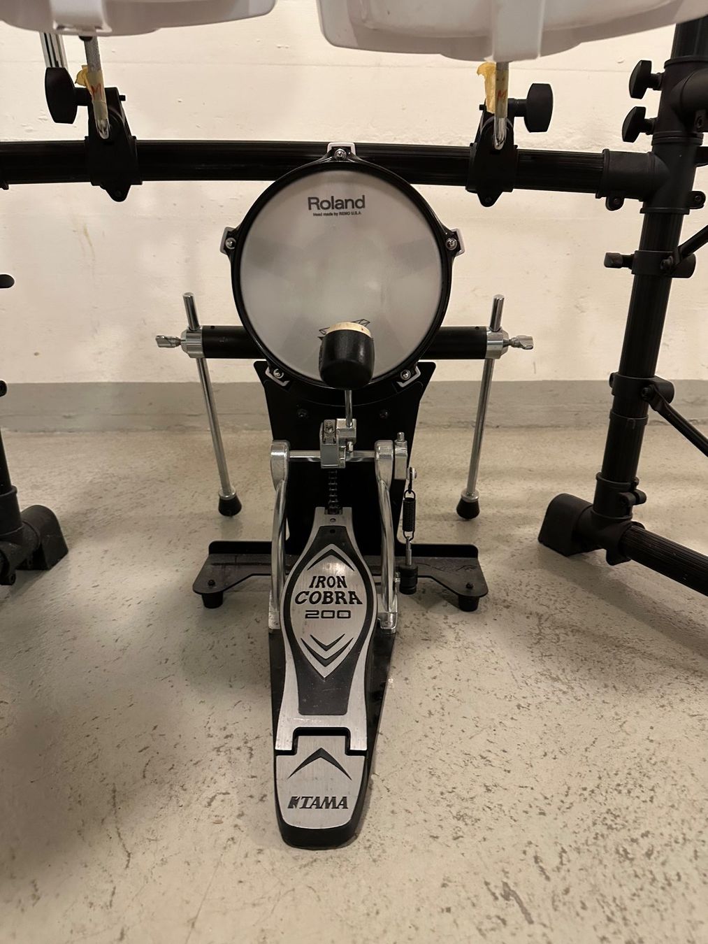 Roland Strumenti musicali: Roland TD-8 V-Drums E-Drum Set – Usato da Basel venduto da ios_8cy9 5