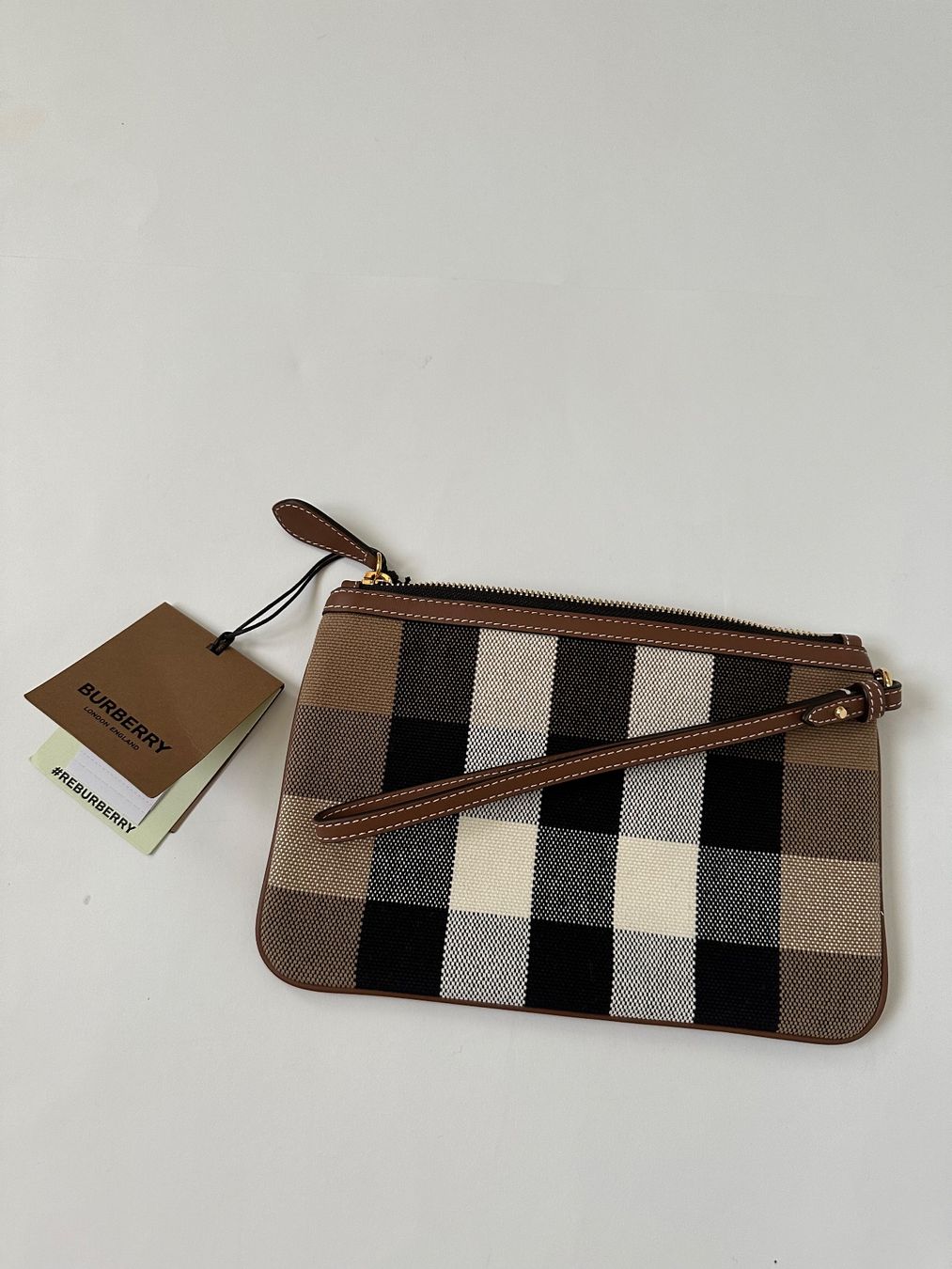 Burberry Borse da donna: Burberry Pochette – Nuovo e nell'imballaggio originale da Pregassona venduto da Reluxuryspace 1