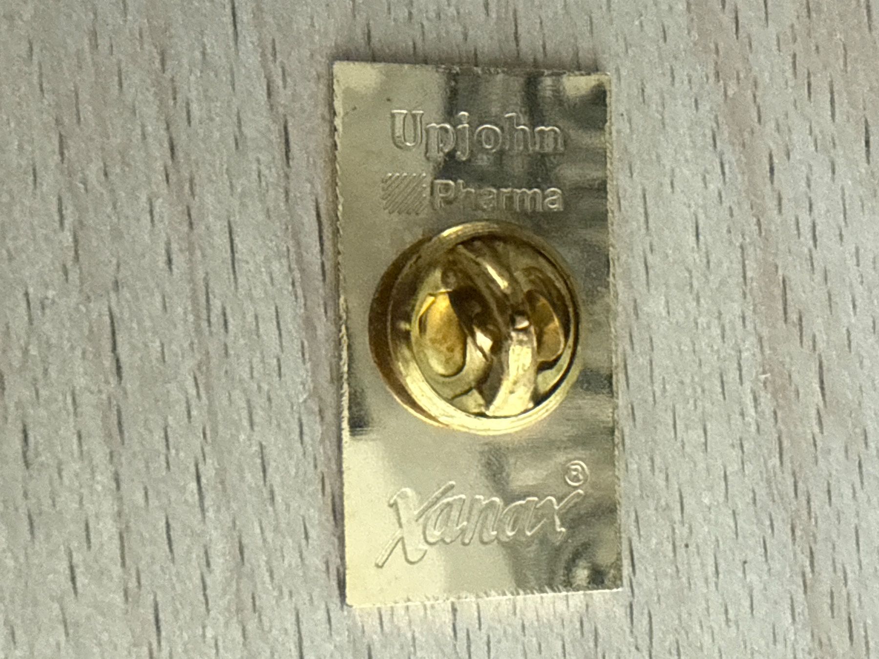 Plaquettes & Badges: Pin – D'occasion à Glattbrugg par Schweigmatt 1