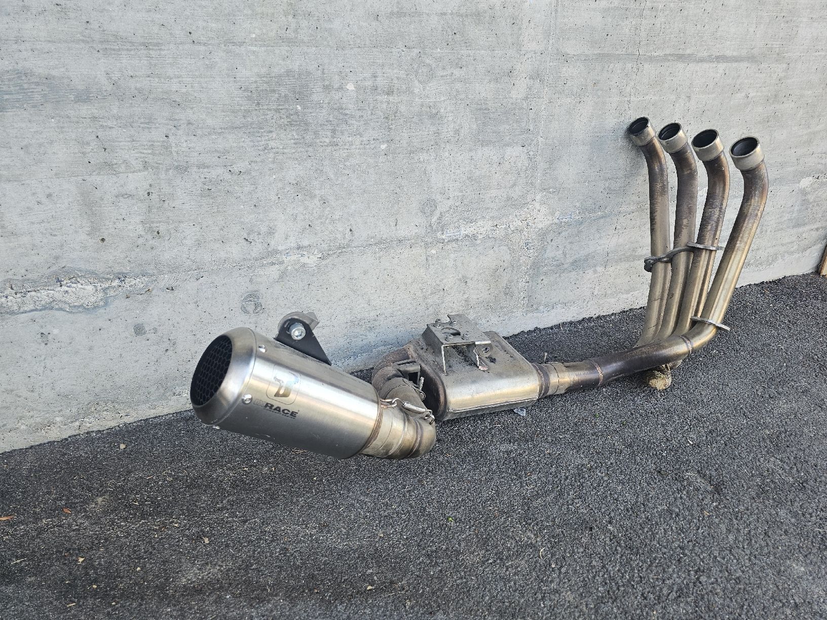 Honda Auspuffanlagen: IXRace CB 650F Komplettanlage – Gebraucht aus St. Gallen von Kolja2000 2