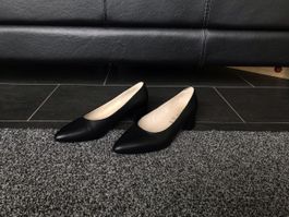Schwarzer Pump von Gabor