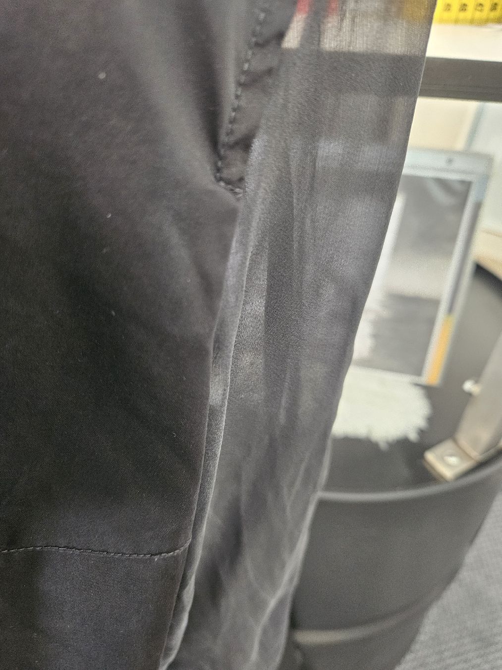 Drykorn Camicette: Damen Bluse schwarz Grösse M DRYKORN – Nuovo (secondo la descrizione) da Ormalingen venduto da nomolnoi 4