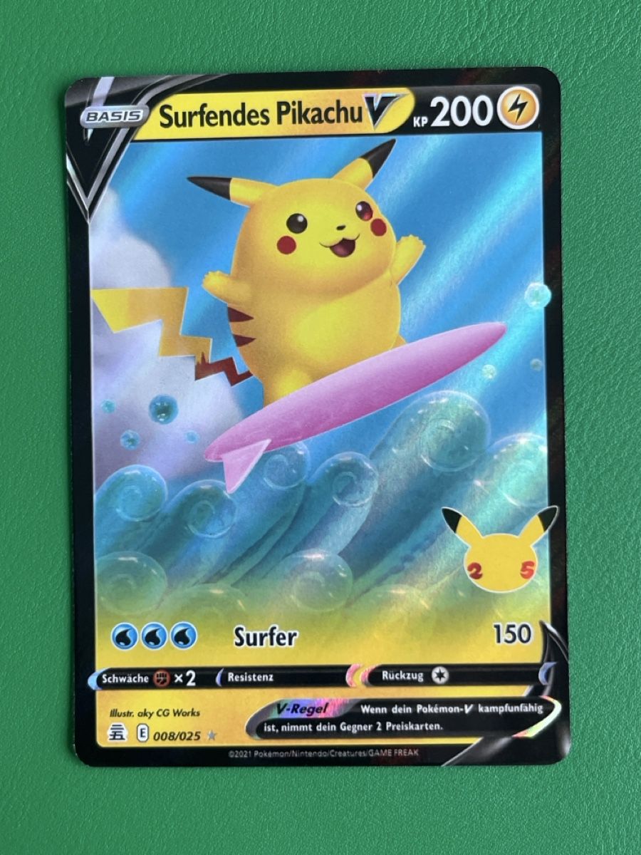 Pokémon Carte collezionabili: Pokemon surfendes Pikachu V CEL 008 DE Celebrations – Nuovo (secondo la descrizione) da Lommiswil venduto da diti_89 1