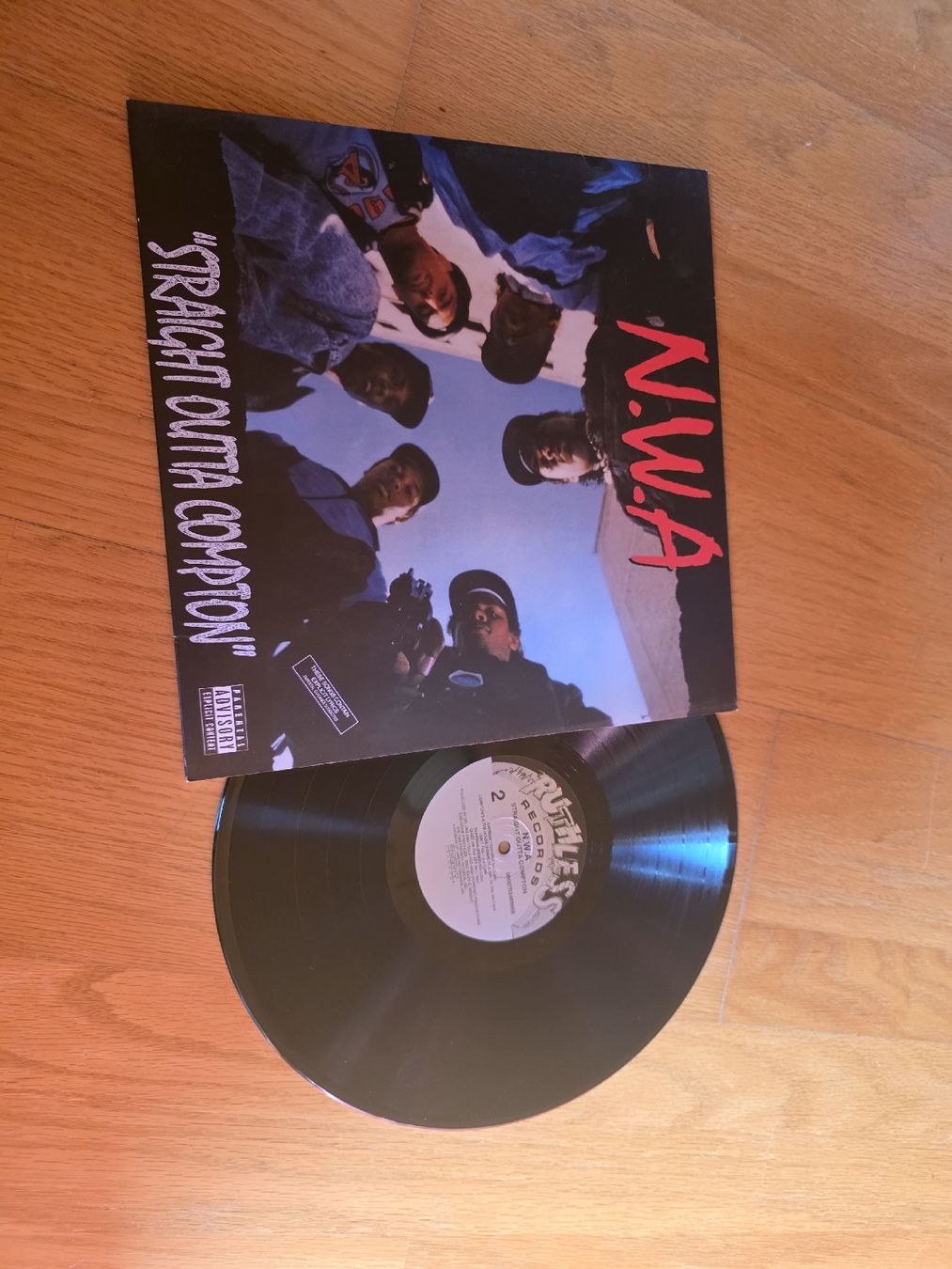 Dischi in vinile: Vinyle N.W.A. Straight Outta Compton  – Usato da Lausanne venduto da fab_r56t