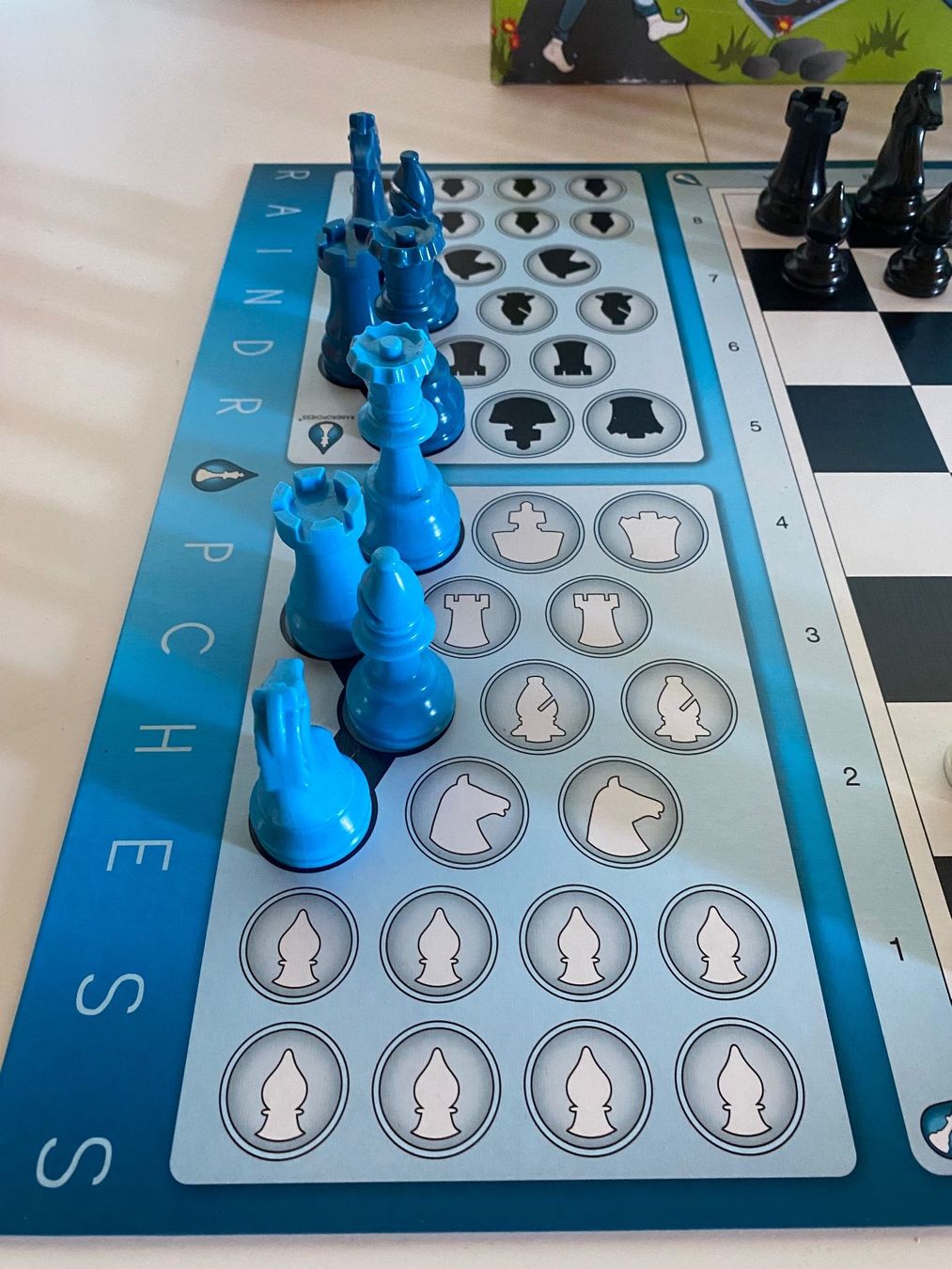 Giochi: Jeux d'echec RAINDROPCHESS – Usato da St-Prex venduto da Okoala 4