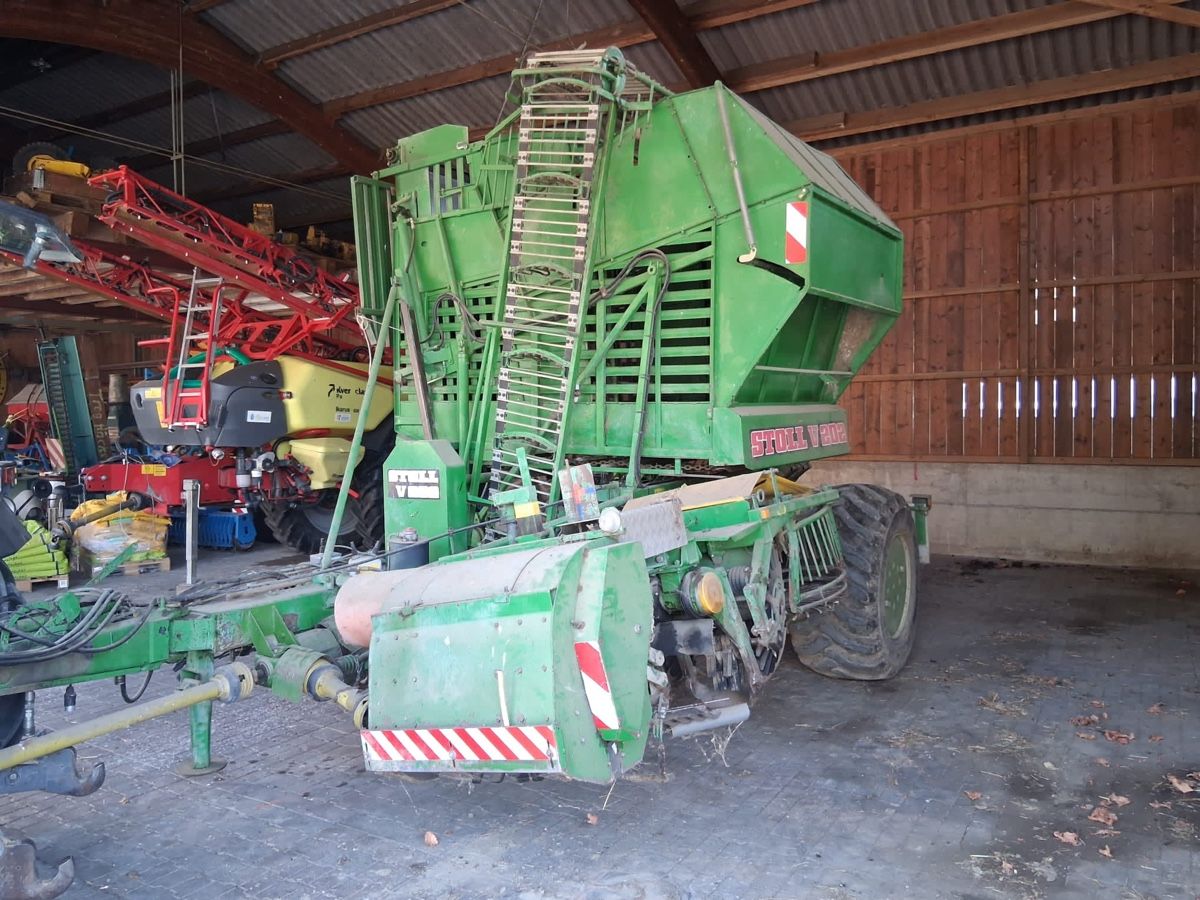 Stoll Toutes les machines: Zuckerrübenroder Stoll – D'occasion à Herisau par Wildheuer1986
