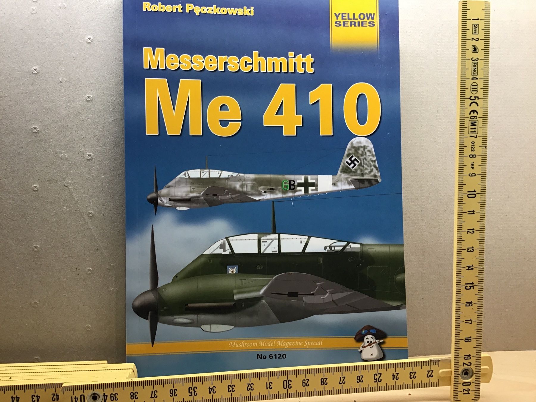 Libri: Messerschmitt Me 410 - Flugzeugbuch – Usato da Männedorf venduto da Spezial-Modelle