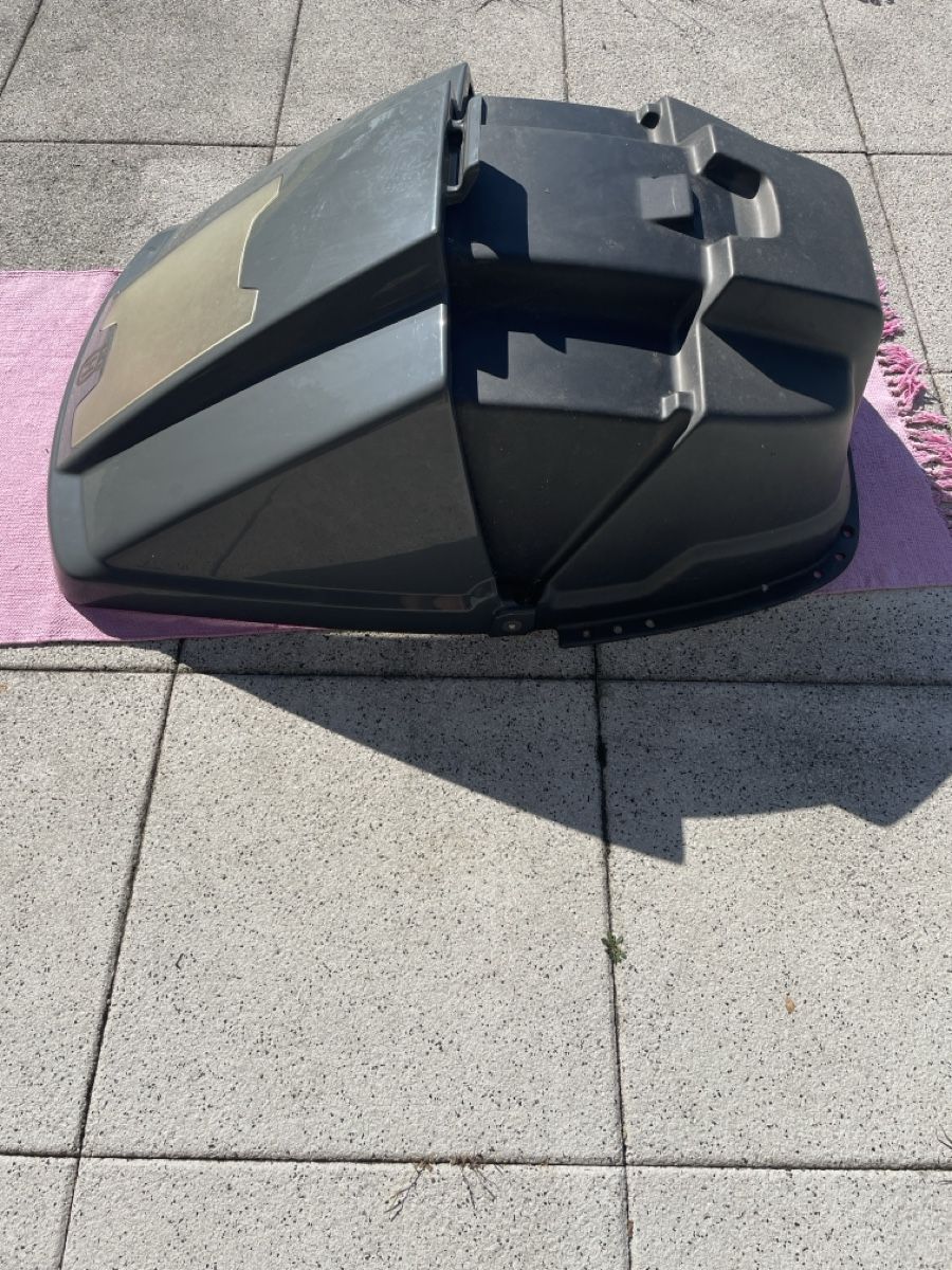 Husqvarna Tagliaerba: Husqvarna Abdeckung Ladestation – Usato da Freidorf TG venduto da ibipatria 1