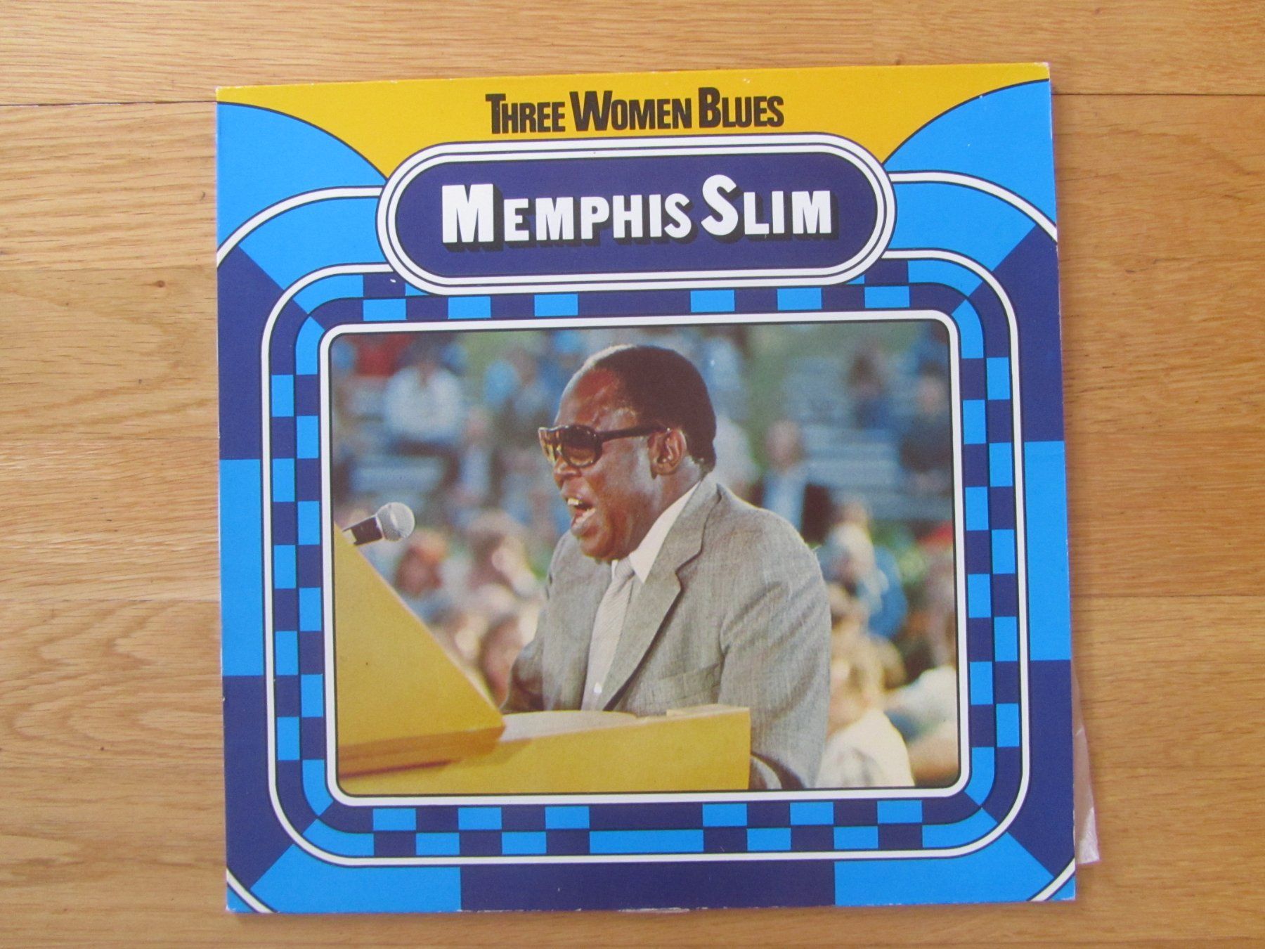 Vinyles: Memphis Slim:    Three Women Blues – D'occasion à Seengen par mikelele