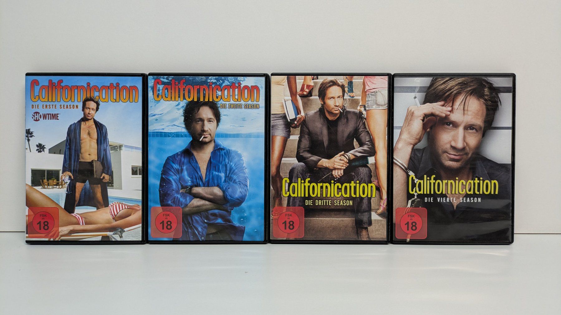 Tutti i DVDs: Californication, Staffeln 1-4, DVD - eine CD fehlt – Usato da Menziken venduto da mame18