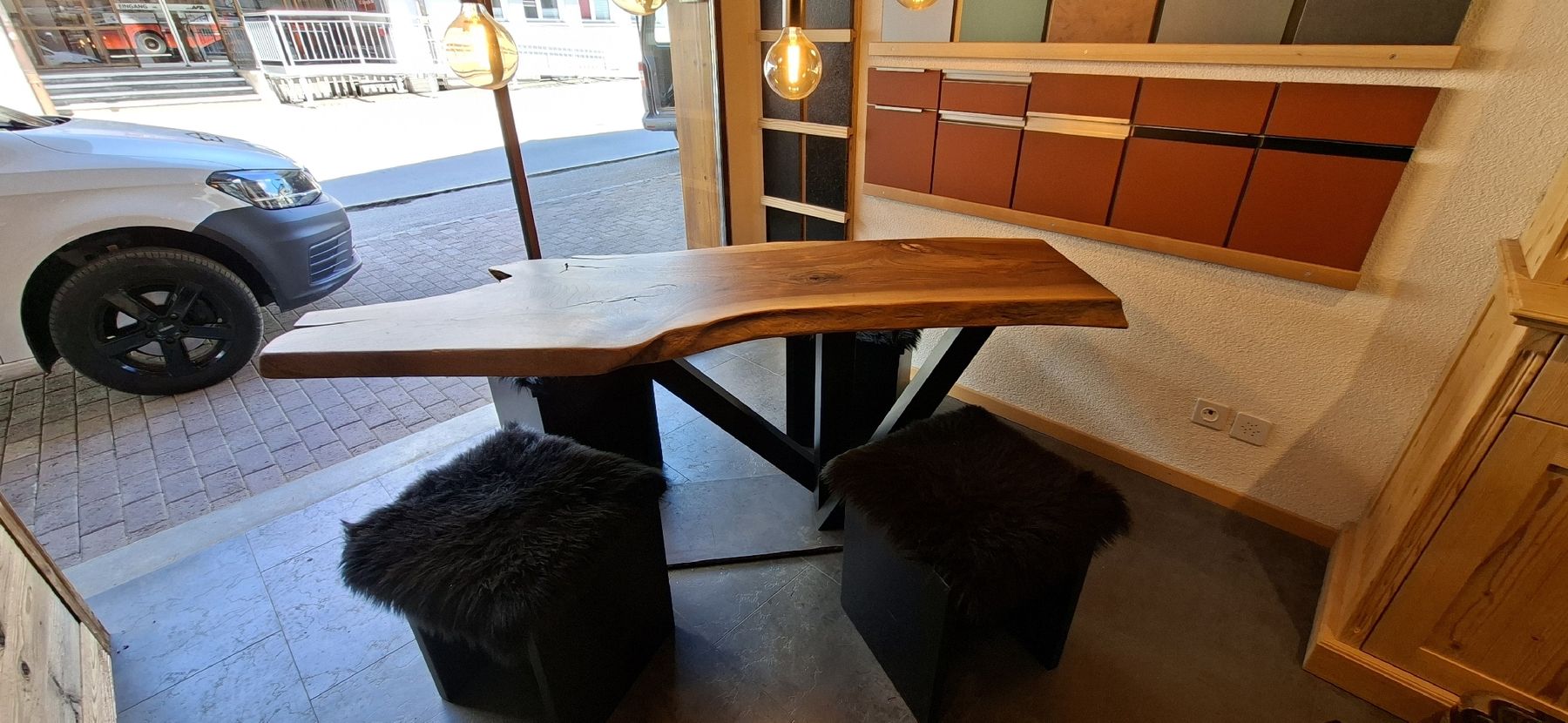 Tischset: Apero Tisch mit Hocker – Neu (gemäss Beschreibung) aus Adelboden von Gotthard2010