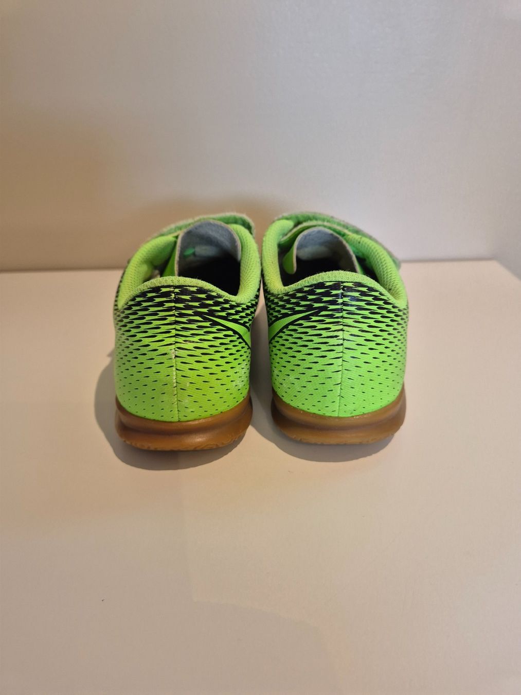 Nike Scarpe per ragazzi: Turnschuhe leuchtgrün, NIKE, Gr. 30 – Usato da Dietikon venduto da grafad 3