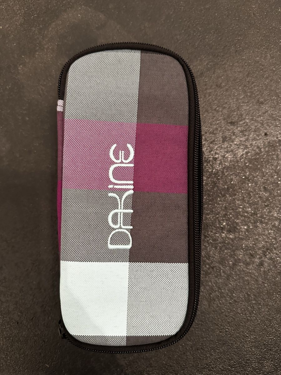 Dakine Astucci : Neues Dakine Etui – Nuovo e nell'imballaggio originale da Romanshorn venduto da laa_279h