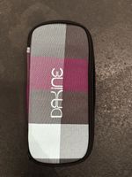 Neues Dakine Etui