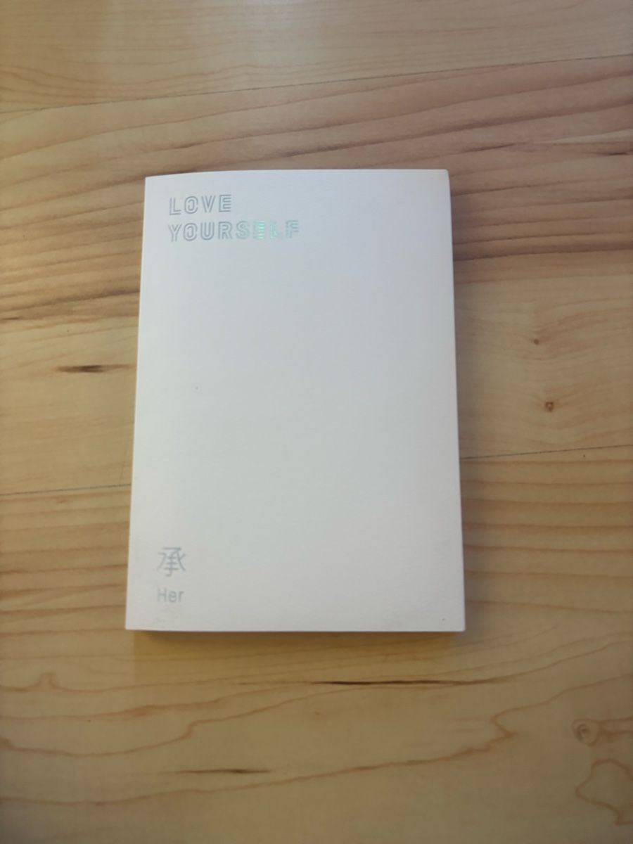 CD: Album BTS Love Yourself Her – Usato da Basse-Nendaz venduto da Glassey-celia19