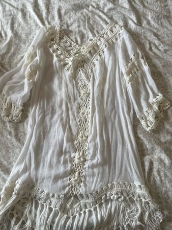 Tunique de plage blanche en crochet