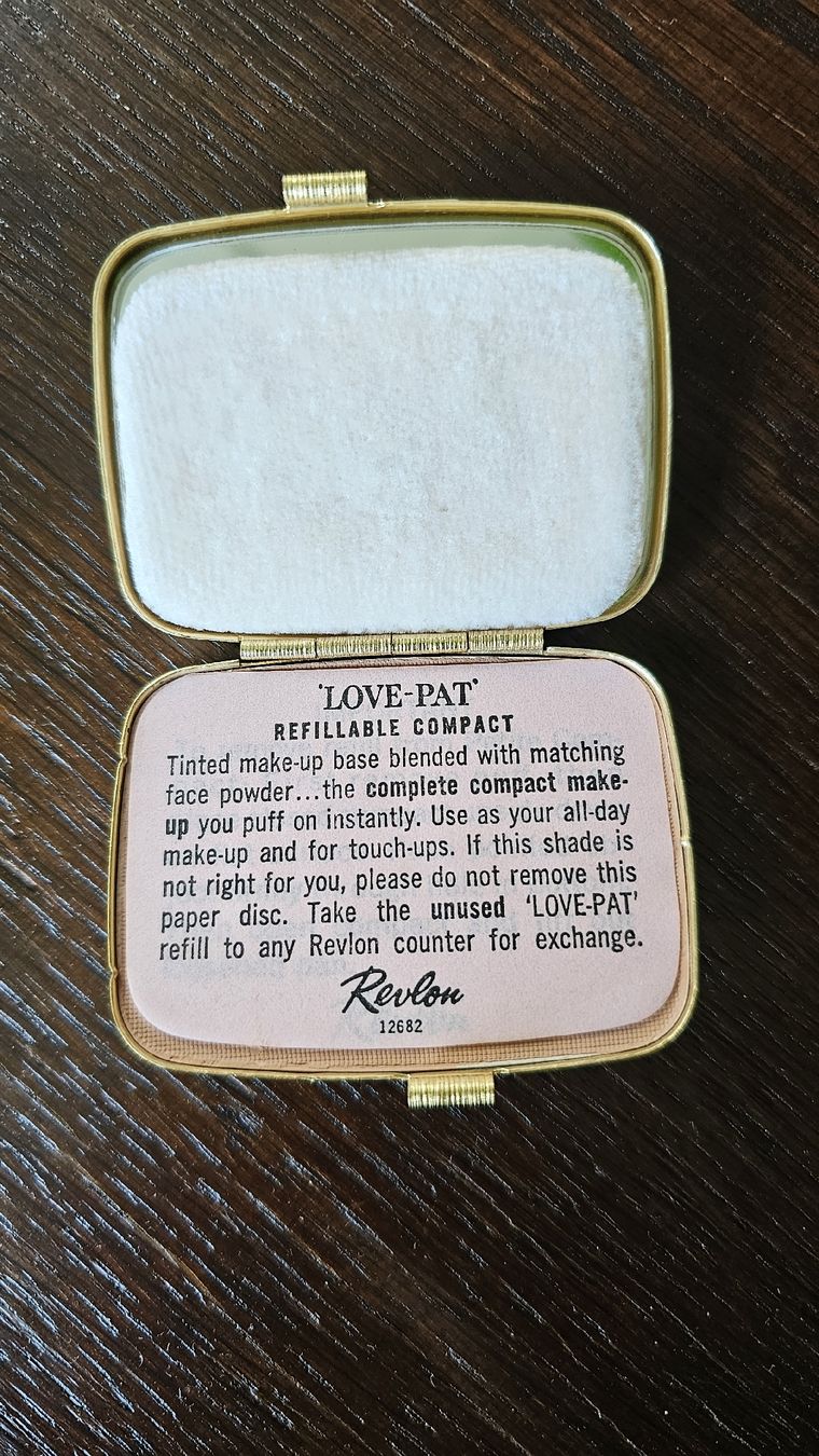 Make-up: Rare 1950s Revlon / Van Cleef Vanity Set Compact Lipstick – Usato da Hünenberg venduto da mar_vqb7 3