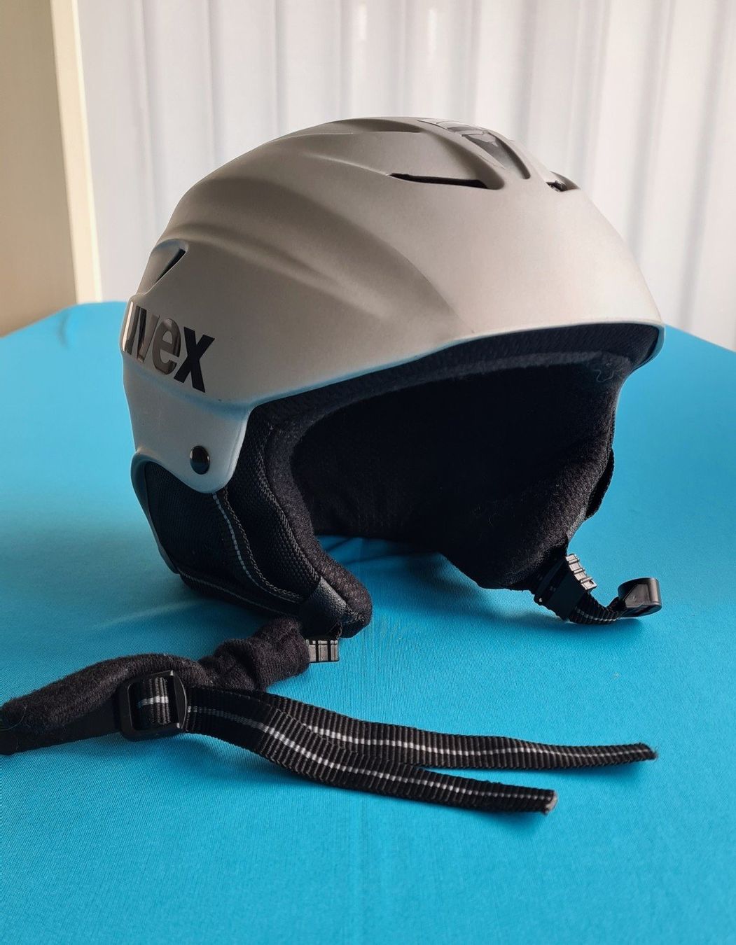Uvex Helme: Ski Helm UVEX Gr. S / 55 - 56cm – Gebraucht aus Saland von V-Tour 1