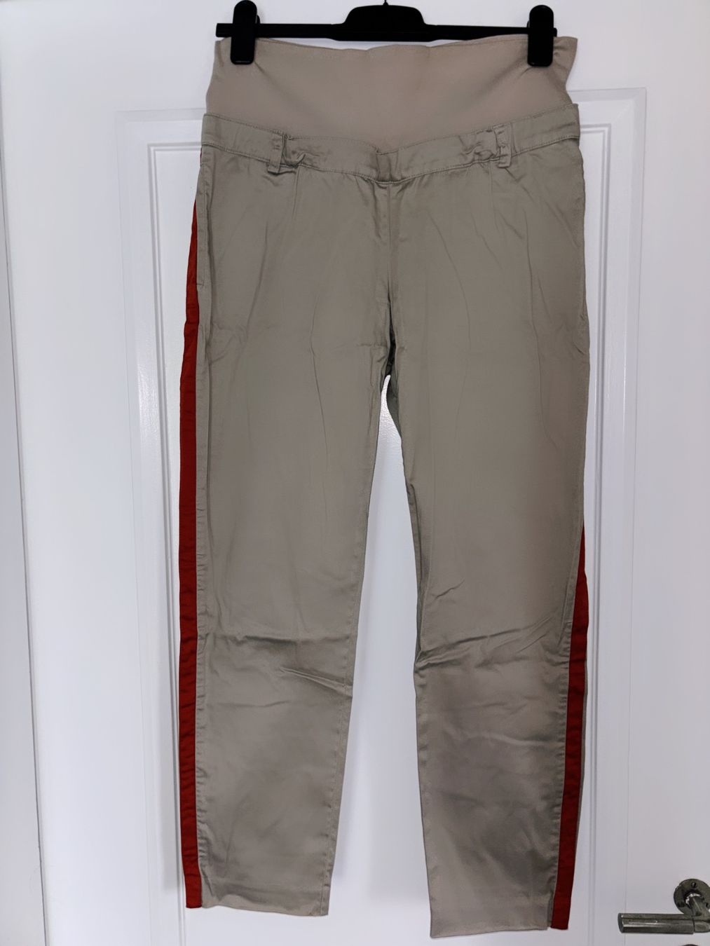 Lotti di vestiti: Kleiderpaket Umstandshosen Gr. 38 – Usato da  venduto da  4