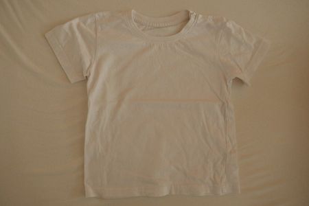 Weisses T-Shirt, Gr. 98