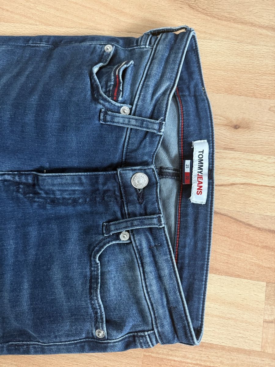 Jeans: Tommy jeans – Gebraucht aus visp von Kmemo1 1