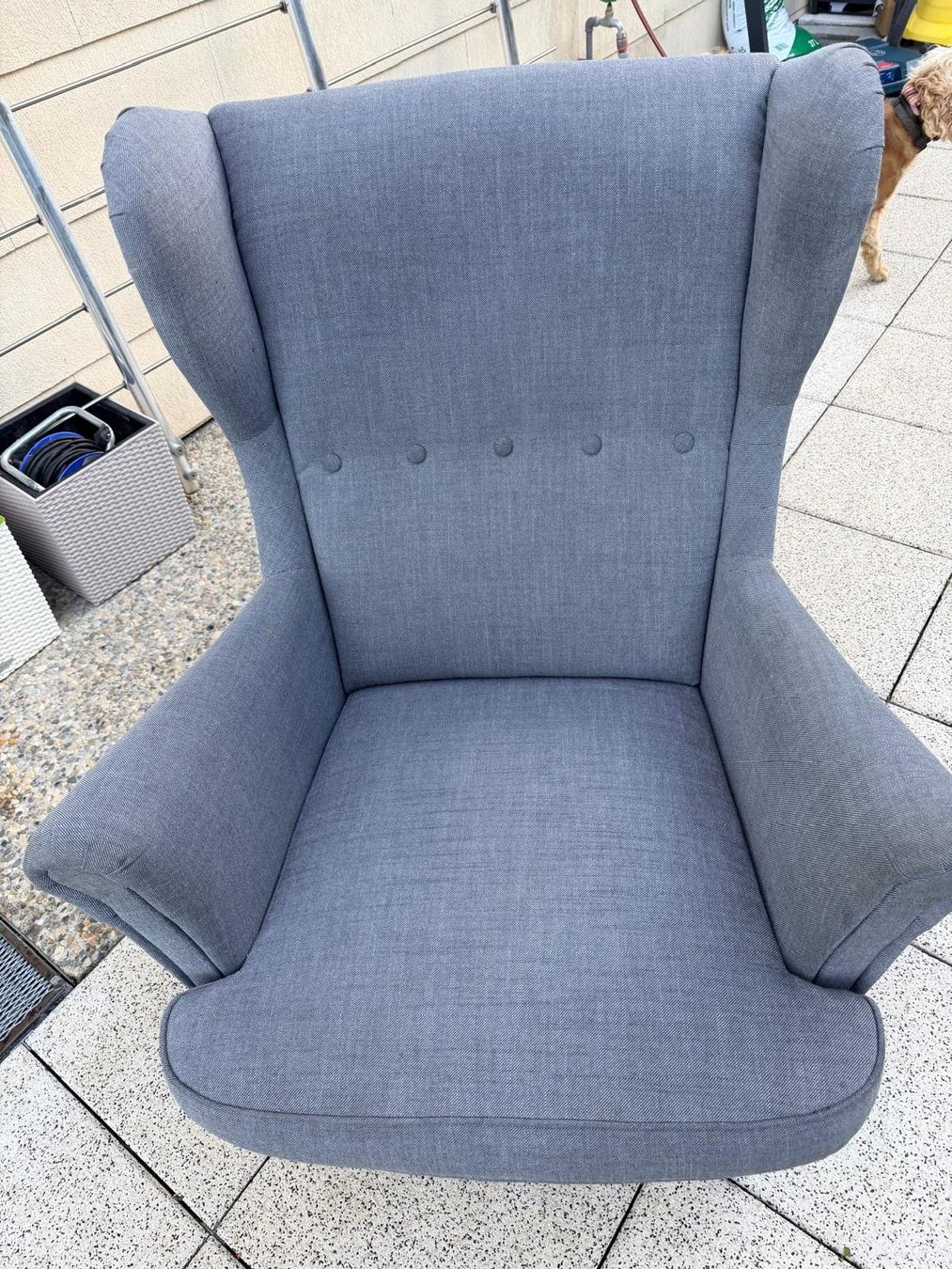 Ikea Poltrone: Ohrensessel grau - IKEA - Strandmon – Usato da Evilard venduto da inf_9ff9