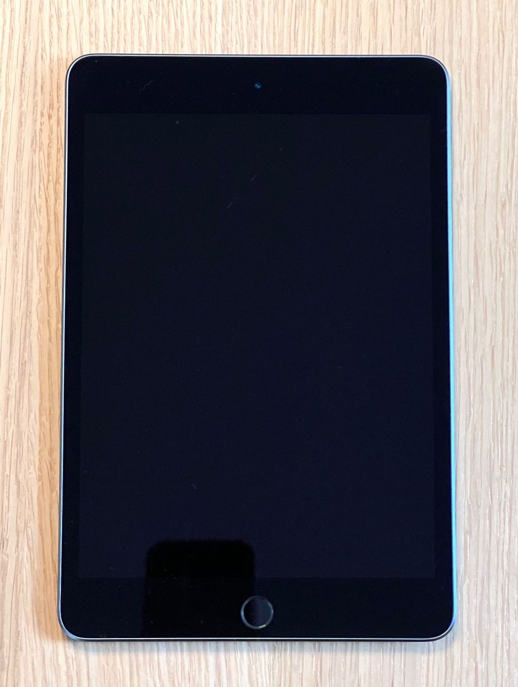 Apple Tablet PC: iPad mini (5. Generation) 2019 - 64GB - iPadOS 26 – Usato da Erlinsbach venduto da availe 1