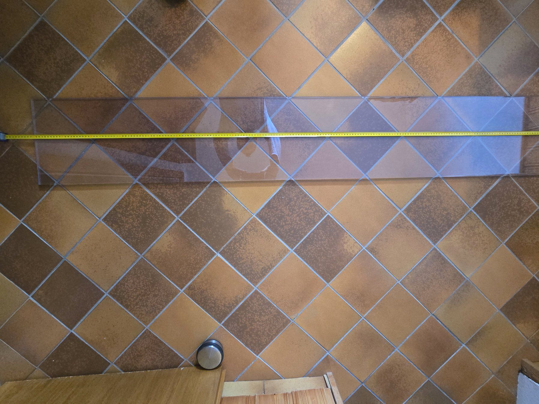 Piatti di portata: Plexiglas 10 mm Dicke Länge ca. 180 cm oder länger – Usato da Savièse venduto da Laguinee